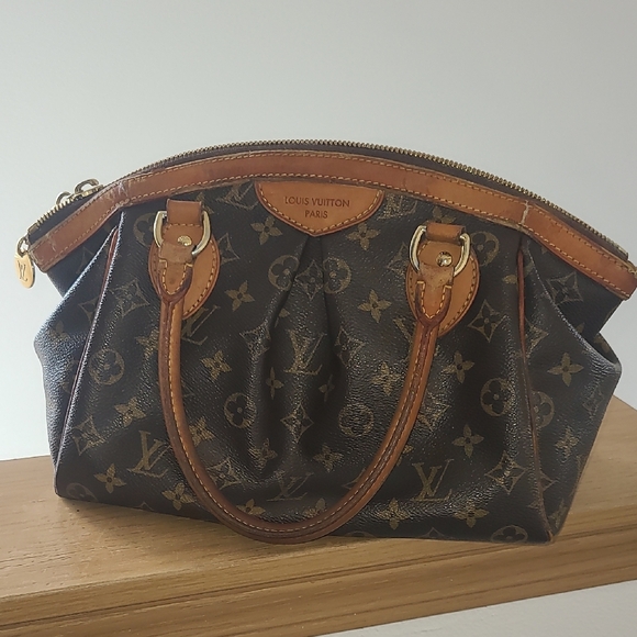 Louis Vuitton Handbags - Louis Vuitton Brown Monogram Shoulder Bag